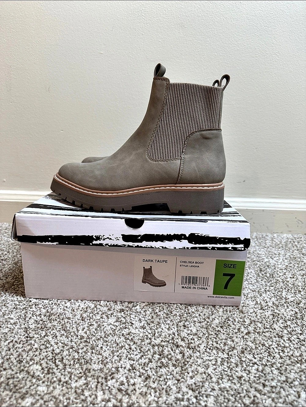 Dolce Vita Leigha Chelsea Boot Chelsea Boots Dark Taupe US 7